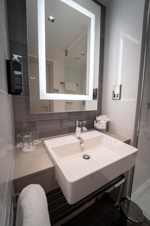 Clayton Hotel Glasgow City Экстерьер фото